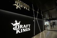 DraftKings has succeeded in getting a change from Superior Court to Business Litigation Court as it fights a class-action lawsuit. The company is accused of deceptive practices. ggbnews.com/article/draftk…