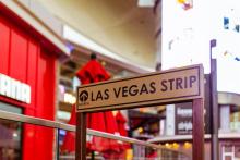 Las Vegas named top US domestic summer destination It beat Myrtle Beach and Orlando in Tripadvisor’s poll. #US #LasVegas #LandBasedCasino focusgn.com/las-vegas-name…