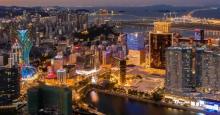 The practice of Macau gaming operators offering complimentary drinks and food, including popular items such as bubble tea, egg tarts, and the locally renowned Cha Siu rice, has sparked a viral trend on Chinese social…